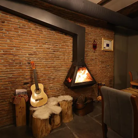 Strugu Hotel 3*