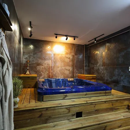 Hotell Strugu