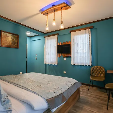 Vila Strugu 3*
