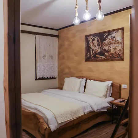 Vila Strugu Voskopoje