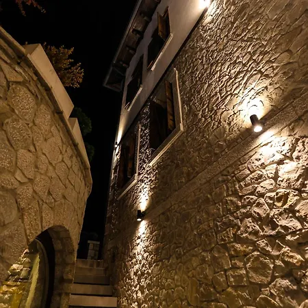 Vila Strugu 3*